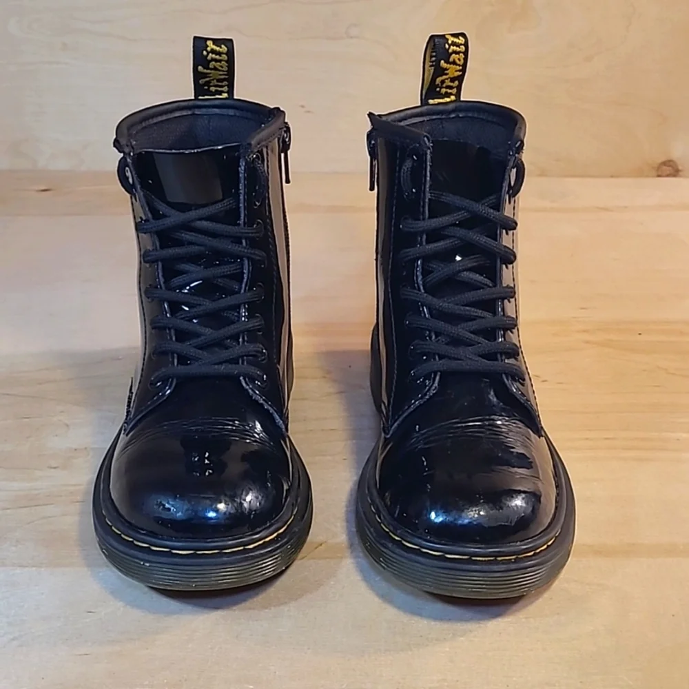 Dr. Martens 1460 J Black Patent Leather Kids Boots Size 1 Youth - Picture 7 of 14